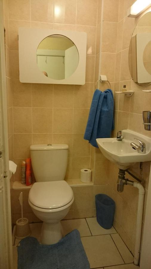 Royal Mile Apartment, 1 Minute From The Castle. Единбург Екстериор снимка